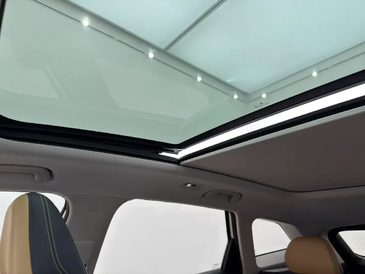 2023 Geely StarRay 1.5T 181HP L4 7DCT,autocango,china used car exporter,china ev exporter,chinese used car exporter,chinese used ev exporter