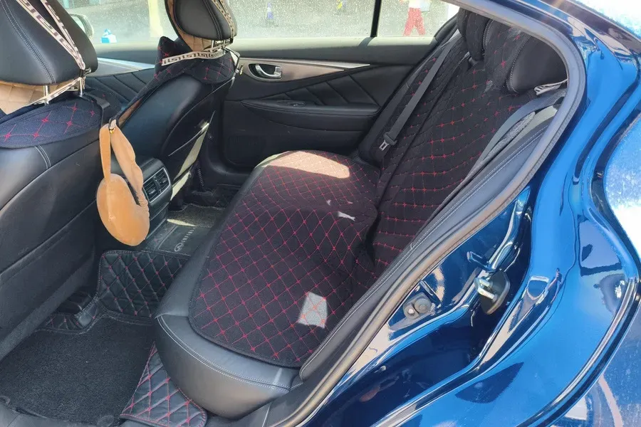 2018 Jeep Grand Commander 2.0T 265HP L4 9AT,autocango,china used car exporter,china ev exporter,chinese used car exporter,chinese used ev exporter