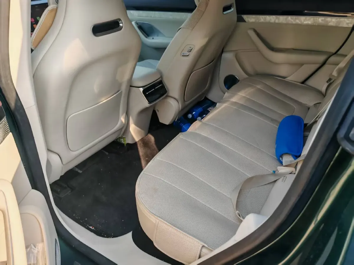 2026 Luxeed R7 REEV 156HP REEV,autocango,china used car exporter,china ev exporter,chinese used car exporter,chinese used ev exporter