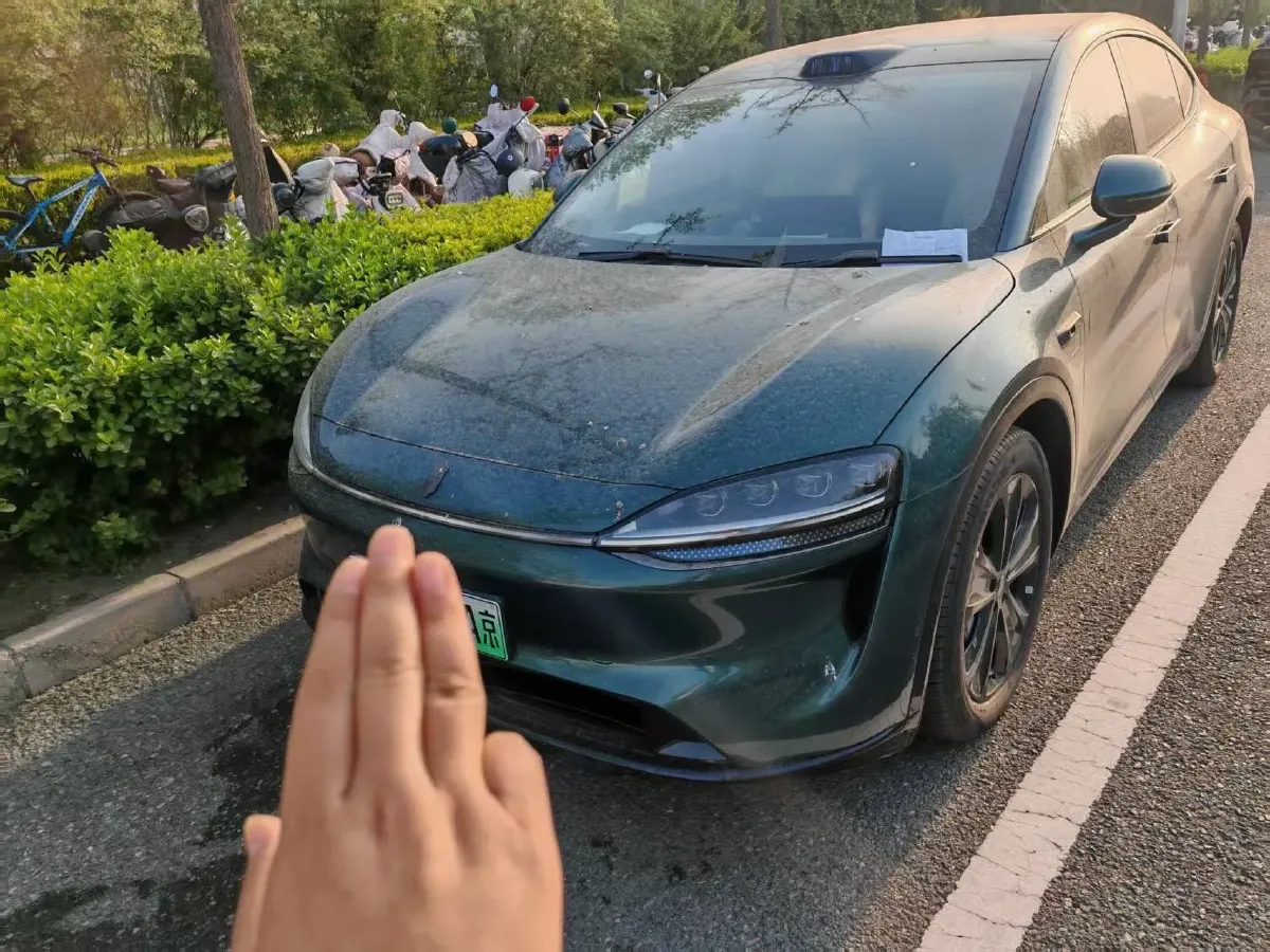 2026 Luxeed R7 REEV 156HP REEV,autocango,china used car exporter,china ev exporter,chinese used car exporter,chinese used ev exporter