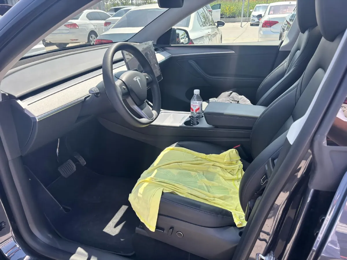 2024 Iveco OuSheng BEV 77.28KWH,autocango,china used car exporter,china ev exporter,chinese used car exporter,chinese used ev exporter