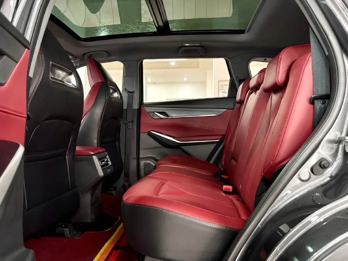 2022 ChangAn CS75 Plus 1.5T 178HP L4 6AT,autocango,china used car exporter,china ev exporter,chinese used car exporter,chinese used ev exporter