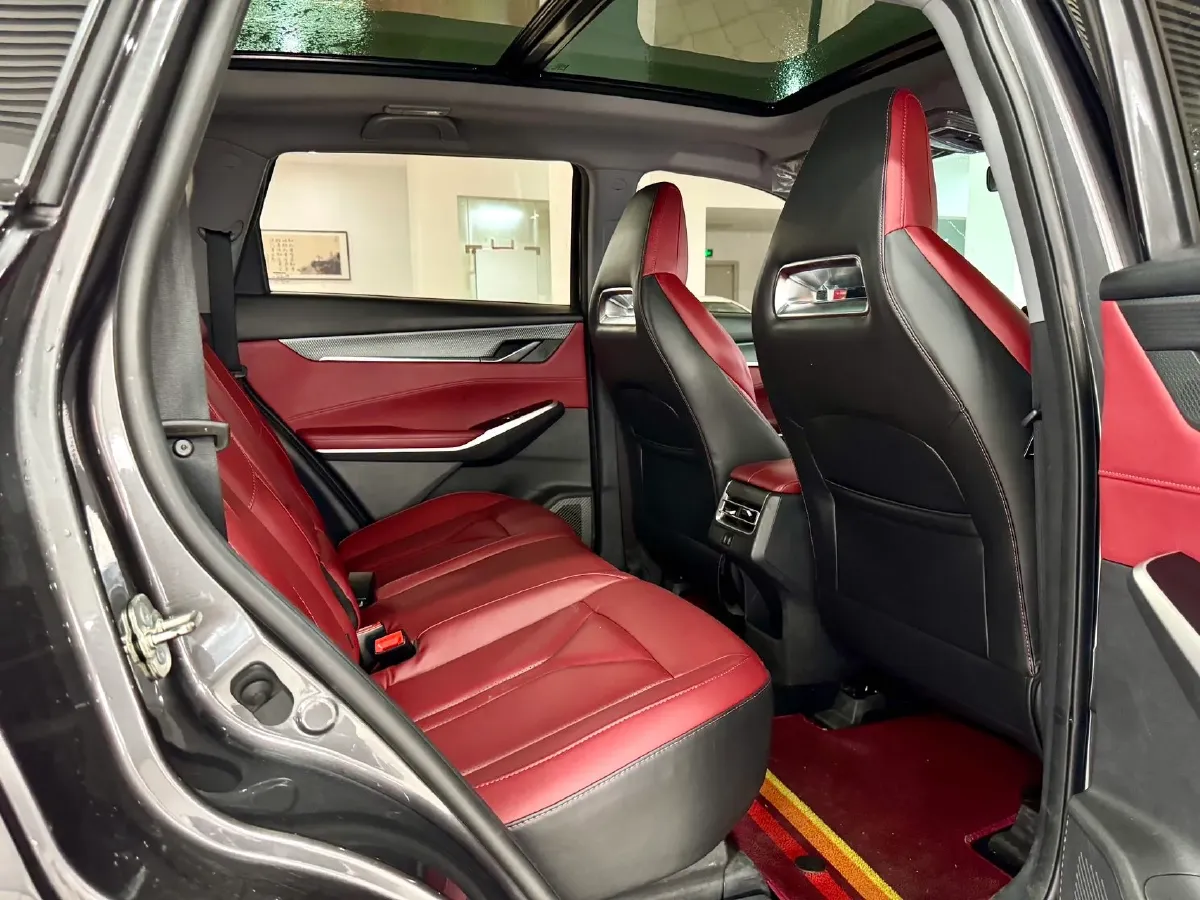 2022 ChangAn CS75 Plus 1.5T 178HP L4 6AT,autocango,china used car exporter,china ev exporter,chinese used car exporter,chinese used ev exporter