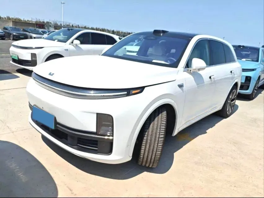 2024 Li L8 Range Extended 154HP REEV 52.3KWH,autocango,china used car exporter,china ev exporter,chinese used car exporter,chinese used ev exporter