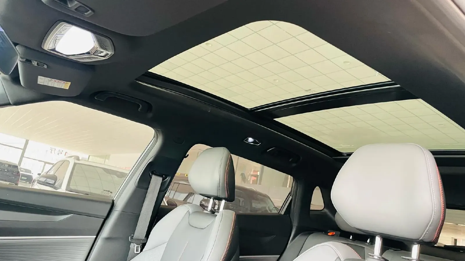 2023 Geely Azkarra 1.5T 181HP L4 7DCT,autocango,china used car exporter,china ev exporter,chinese used car exporter,chinese used ev exporter