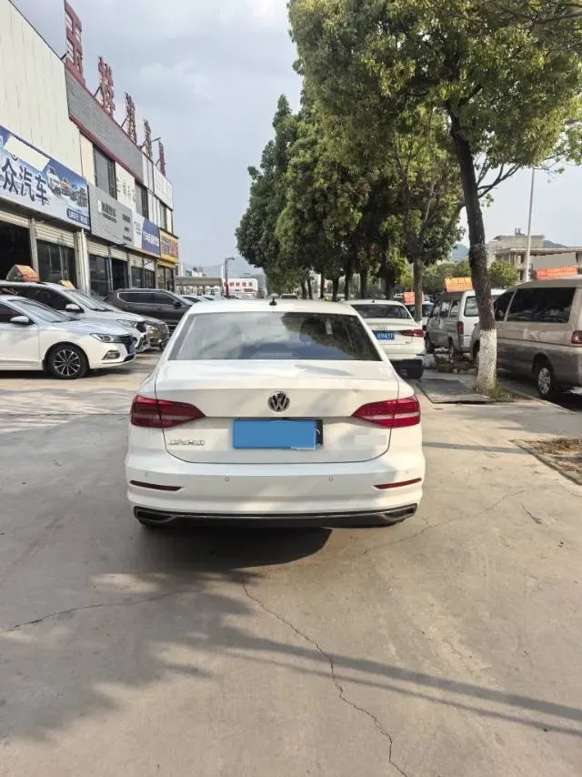 2019 Volkswagen Lavida 1.5L 113HP L4 6AT,autocango,china used car exporter,china ev exporter,chinese used car exporter,chinese used ev exporter
