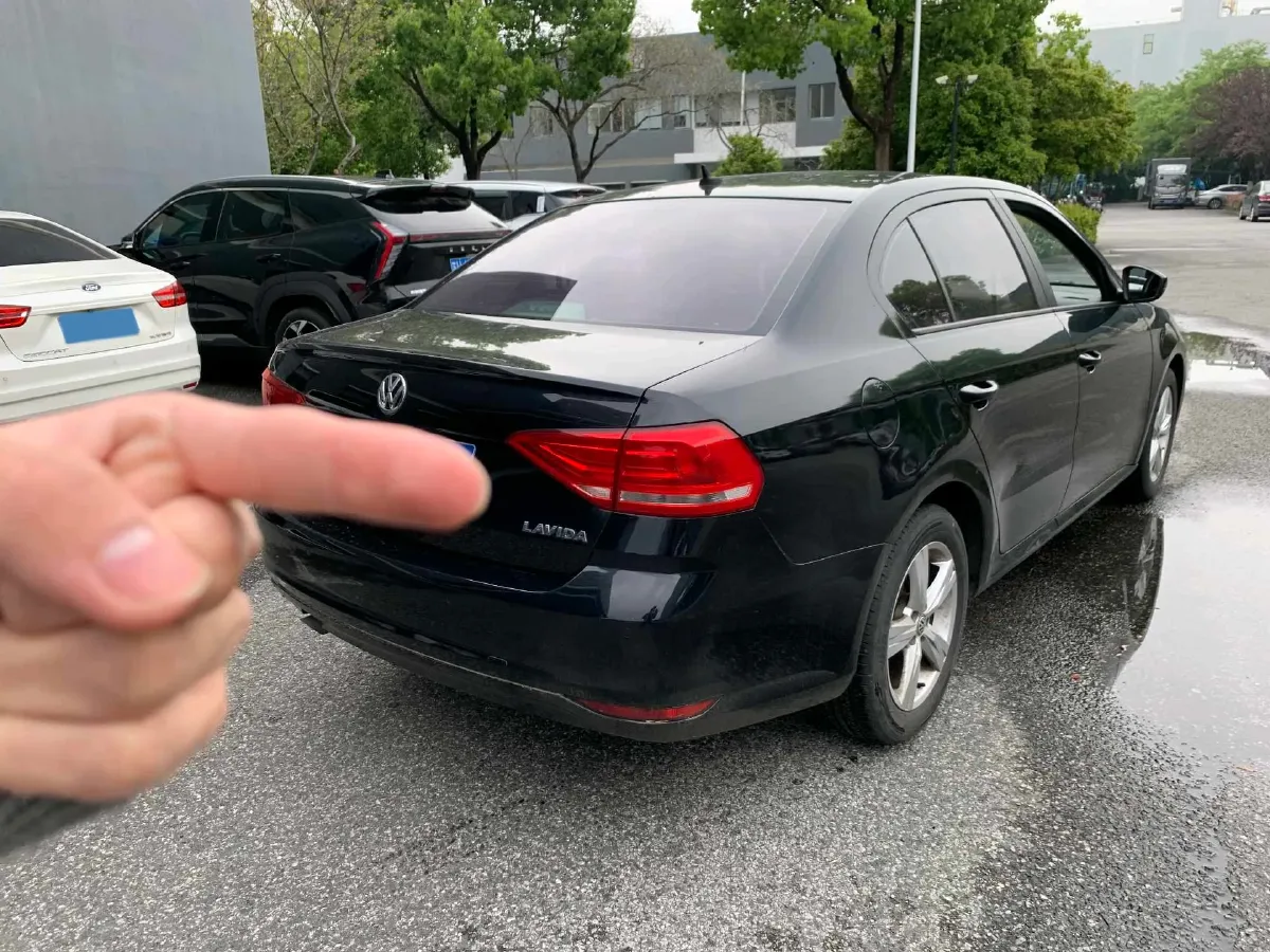 2017 Volkswagen Lavida 1.6L 110HP L4 6AT,autocango,china used car exporter,china ev exporter,chinese used car exporter,chinese used ev exporter