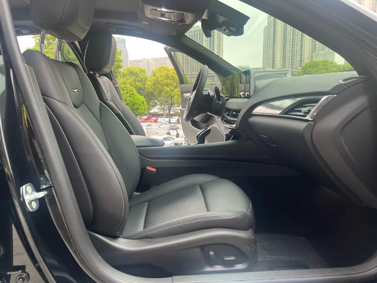 2024 Cadillac CT5 2.0T 237HP L4 10AT,autocango,china used car exporter,china ev exporter,chinese used car exporter,chinese used ev exporter