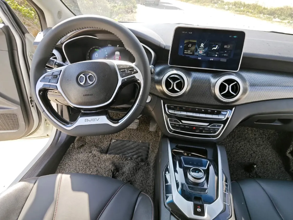 2018 BeiJing Auto EU5 BEV 53.66KWH,autocango,china used car exporter,china ev exporter,chinese used car exporter,chinese used ev exporter