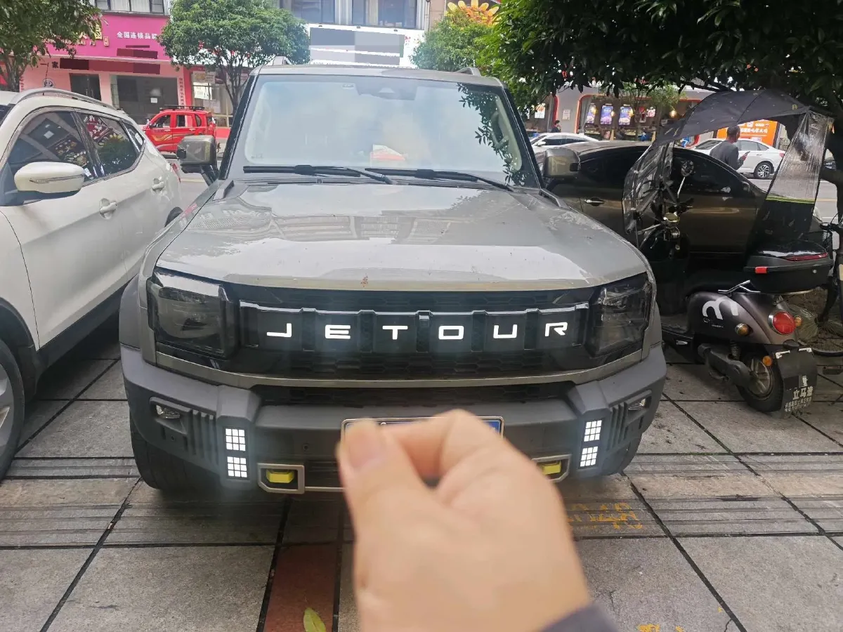 2023 Jetour Traveller 2.0T 254HP L4 7DCT,autocango,china used car exporter,china ev exporter,chinese used car exporter,chinese used ev exporter