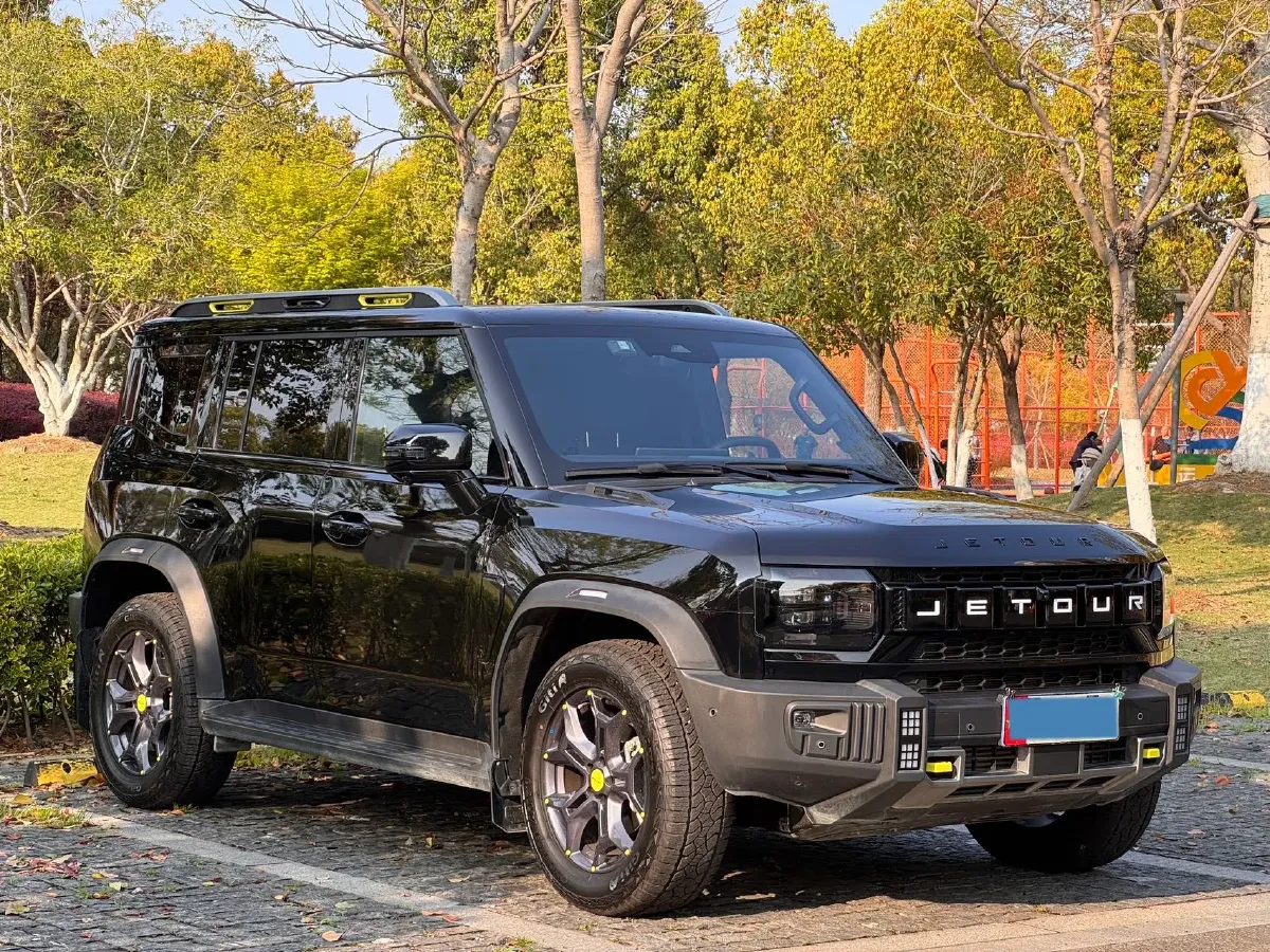 2024 Jetour Traveller 2.0T 254HP L4 7DCT,autocango,china used car exporter,china ev exporter,chinese used car exporter,chinese used ev exporter