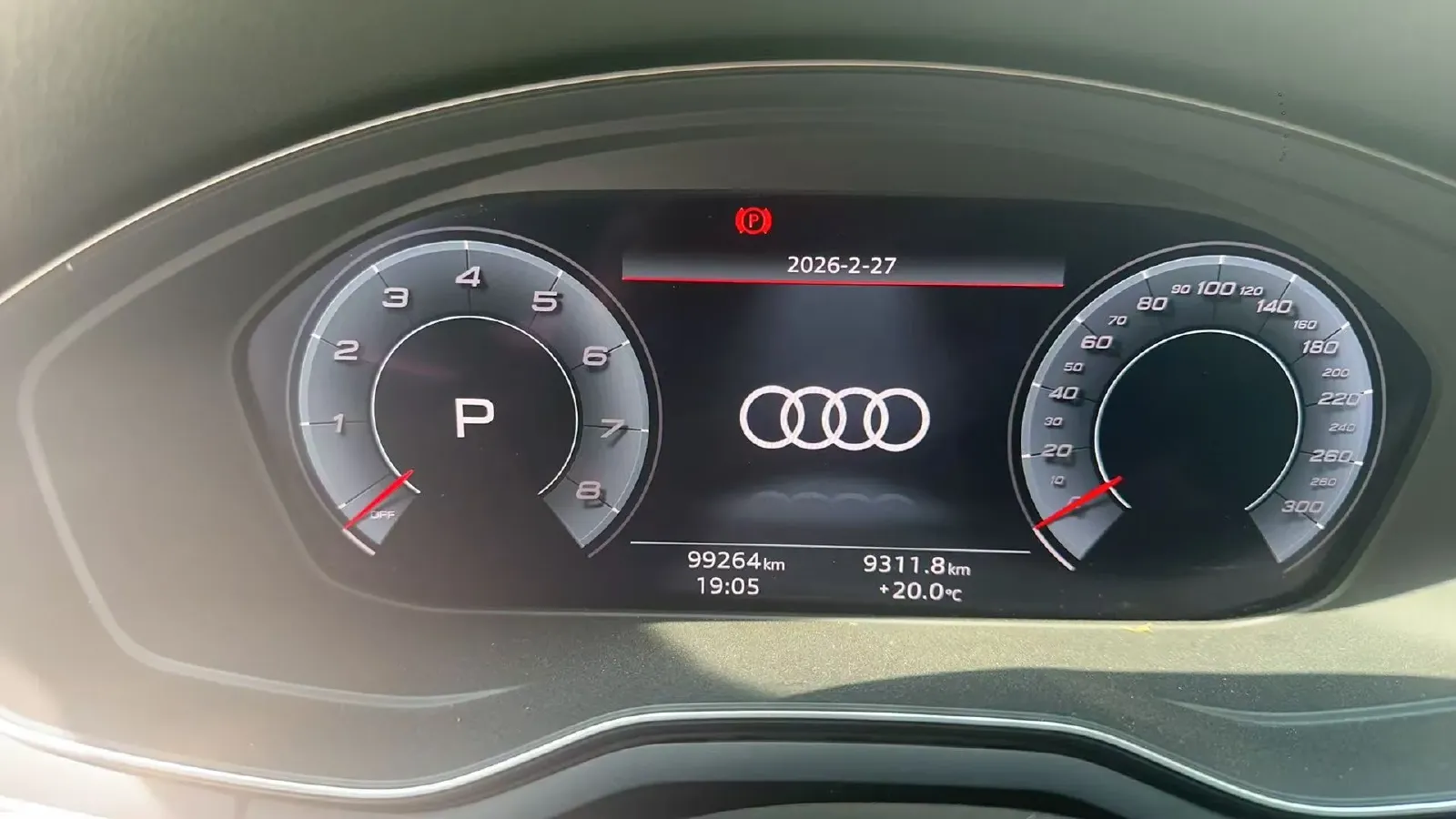 2020 Audi A4L 2.0T 190HP L4 7DCT,autocango,china used car exporter,china ev exporter,chinese used car exporter,chinese used ev exporter