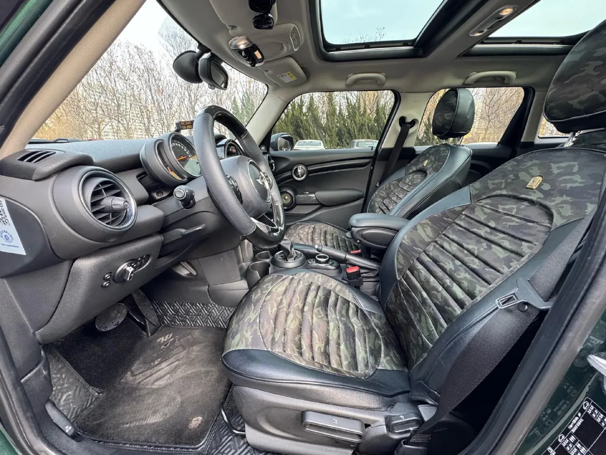 2016 MINI MINI 1.2T 102HP L3 6AT,autocango,china used car exporter,china ev exporter,chinese used car exporter,chinese used ev exporter