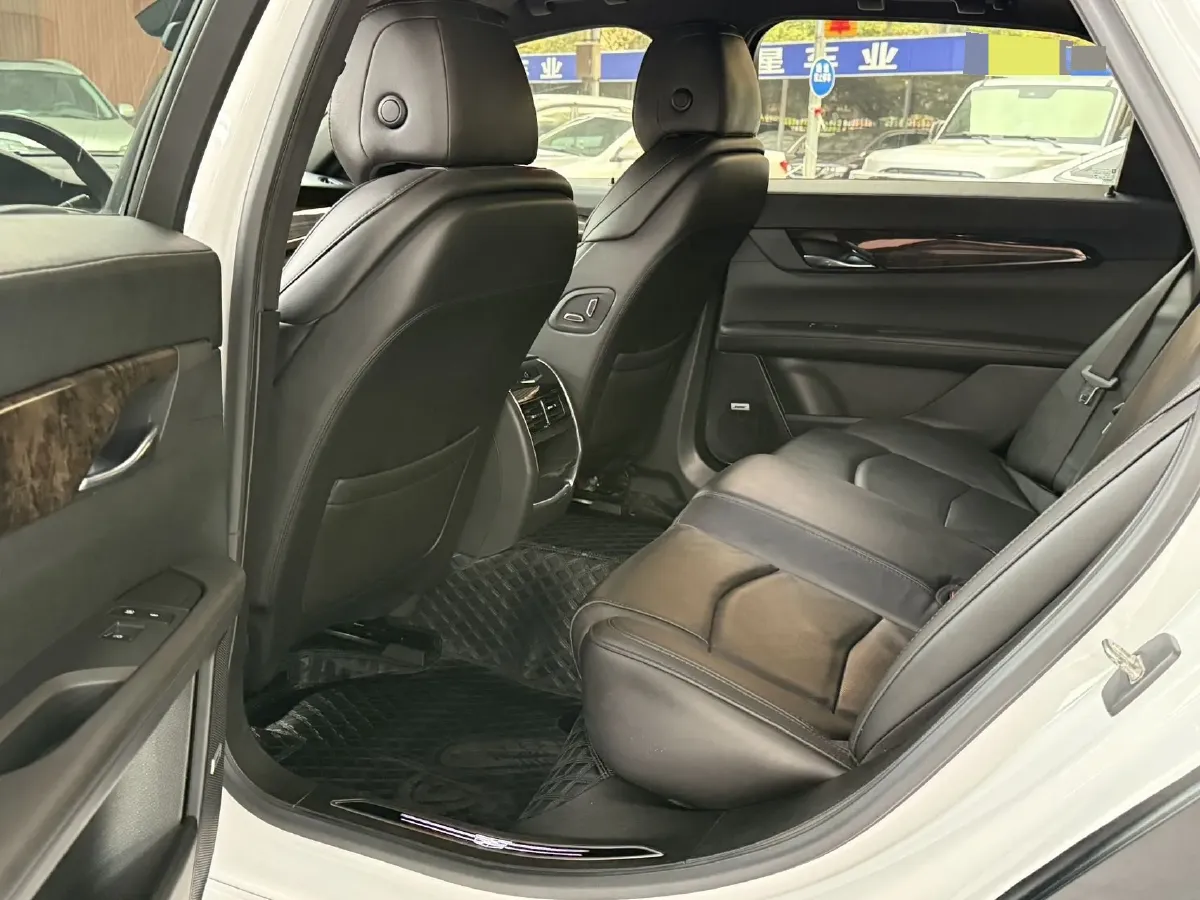 2022 Cadillac CT6 2.0T 237HP L4 10AT,autocango,china used car exporter,china ev exporter,chinese used car exporter,chinese used ev exporter