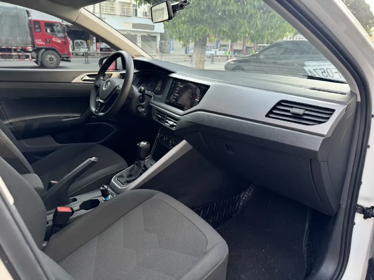 2019 Volkswagen Polo 1.5L 113HP L4 6AT,autocango,china used car exporter,china ev exporter,chinese used car exporter,chinese used ev exporter