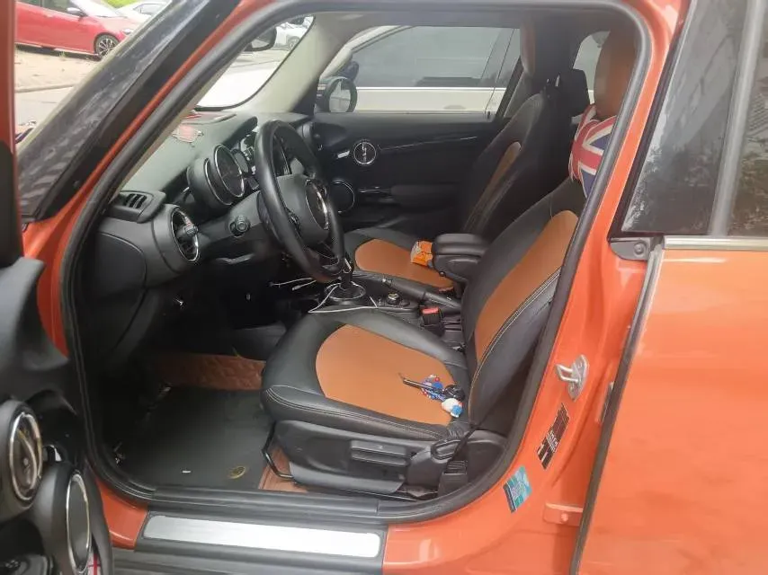 2019 MINI MINI 1.5T 102HP L3 7DCT,autocango,china used car exporter,china ev exporter,chinese used car exporter,chinese used ev exporter