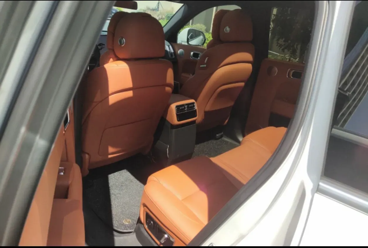 2024 Li L8 Range Extended 154HP REEV 52.3KWH,autocango,china used car exporter,china ev exporter,chinese used car exporter,chinese used ev exporter