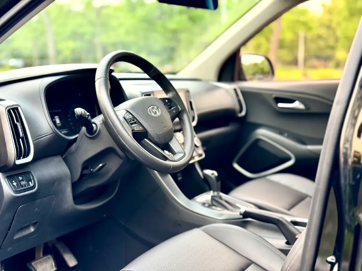 2018 Hyundai ix35 2.0L 160HP L4 6AT,autocango,china used car exporter,china ev exporter,chinese used car exporter,chinese used ev exporter