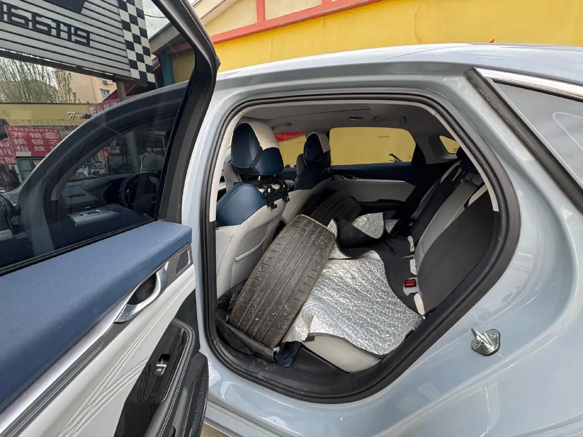 2023 Geely Preface 2.0T 190HP L4 7DCT,autocango,china used car exporter,china ev exporter,chinese used car exporter,chinese used ev exporter