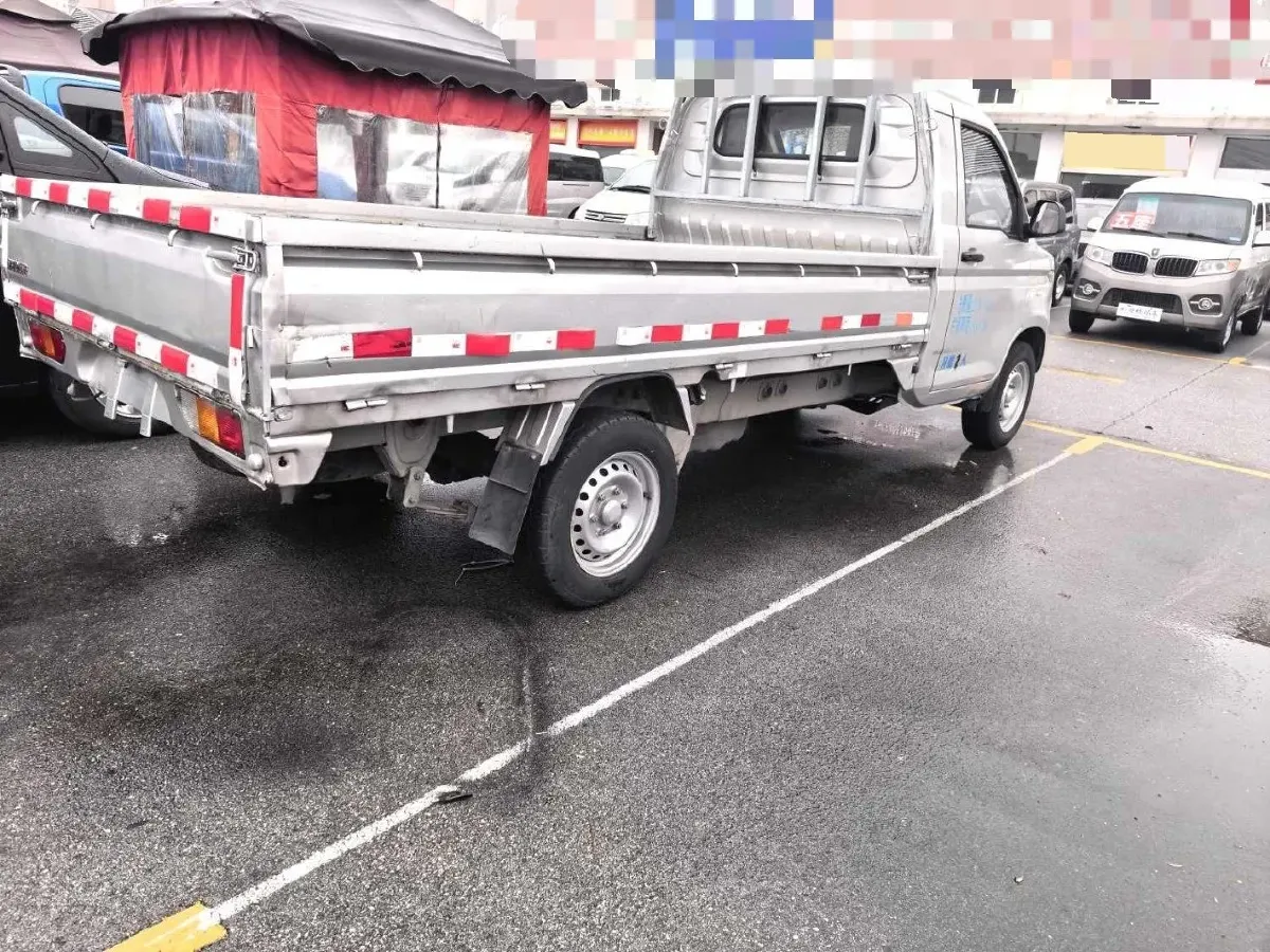 2023 WuLing RongGuang New Truck 1.5L 102HP L4 5MT,autocango,china used car exporter,china ev exporter,chinese used car exporter,chinese used ev exporter