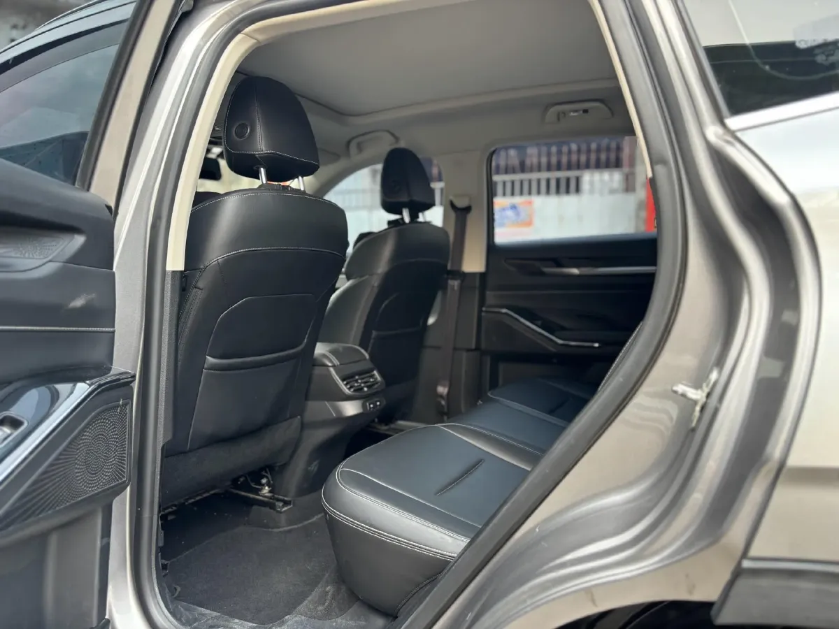 2021 Haval H6 1.5T 169HP L4 7DCT,autocango,china used car exporter,china ev exporter,chinese used car exporter,chinese used ev exporter