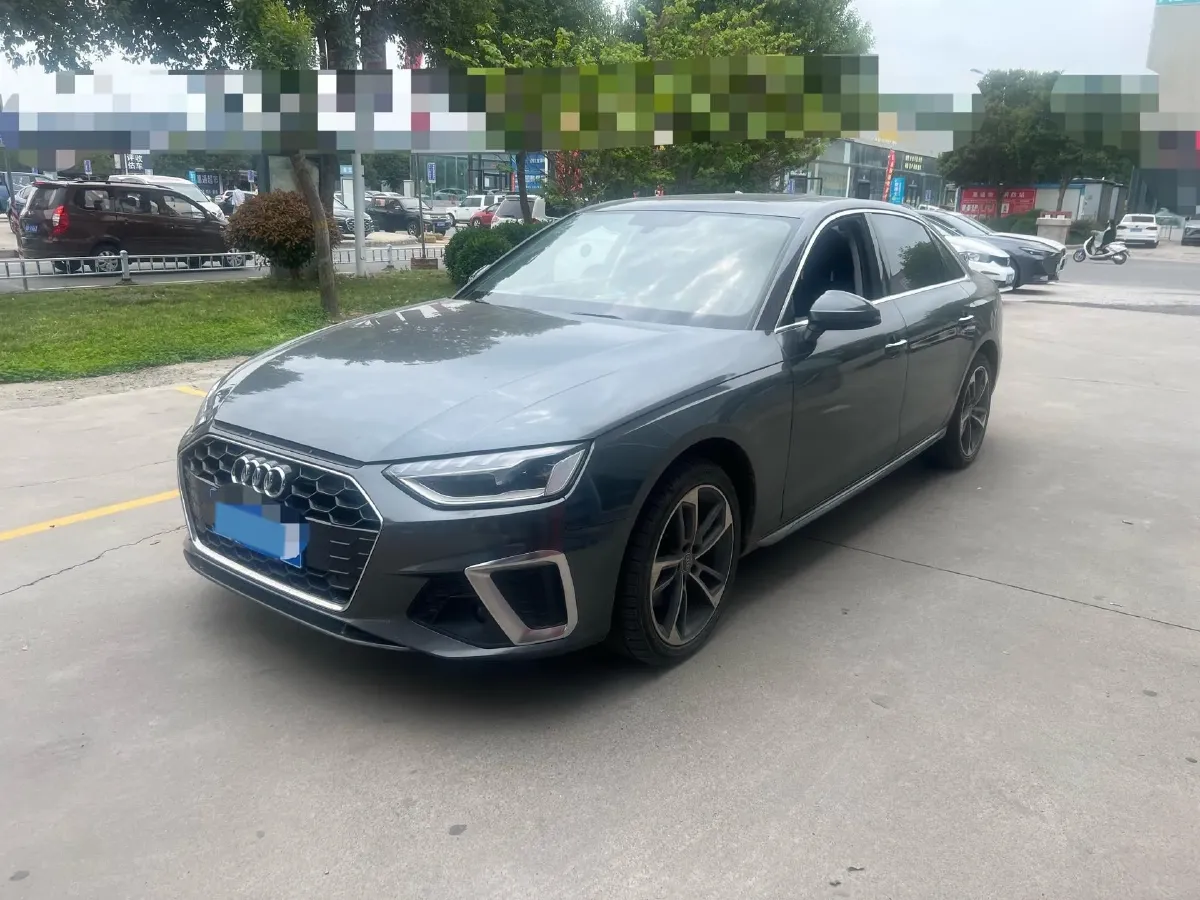 2022 Audi A4L 2.0T 190HP L4 7DCT,autocango,china used car exporter,china ev exporter,chinese used car exporter,chinese used ev exporter