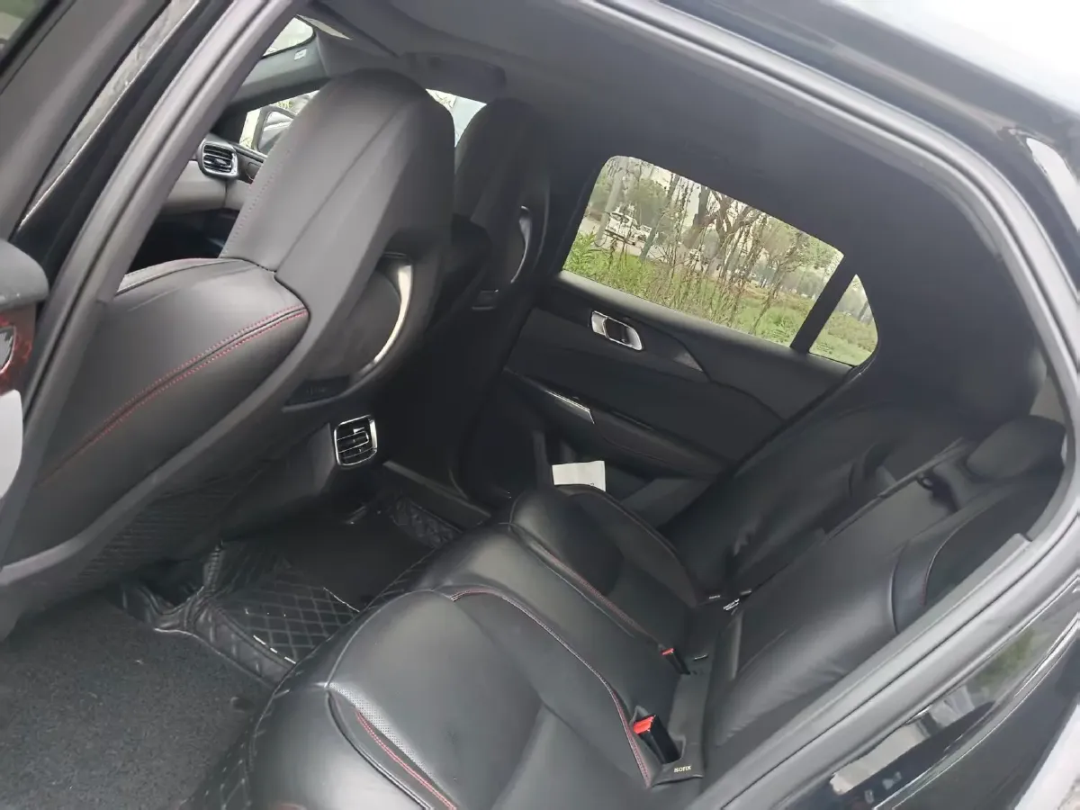 2018 Toyota C-HR 2.0L 171HP L4 CVT,autocango,china used car exporter,china ev exporter,chinese used car exporter,chinese used ev exporter