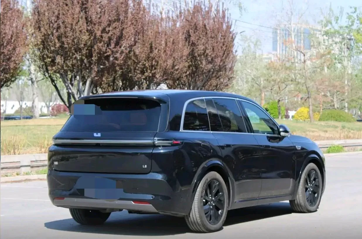 2024 Volvo S60 2.0T 197HP L4 7DCT,autocango,china used car exporter,china ev exporter,chinese used car exporter,chinese used ev exporter