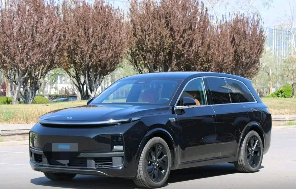 2024 Volvo S60 2.0T 197HP L4 7DCT,autocango,china used car exporter,china ev exporter,chinese used car exporter,chinese used ev exporter