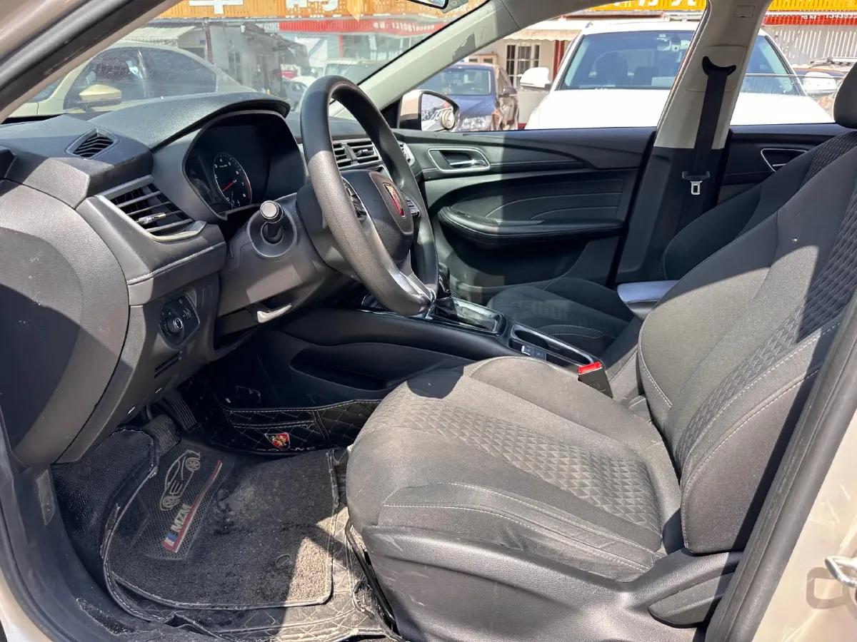 2019 Roewe i5 1.5L 120HP L4 CVT,autocango,china used car exporter,china ev exporter,chinese used car exporter,chinese used ev exporter