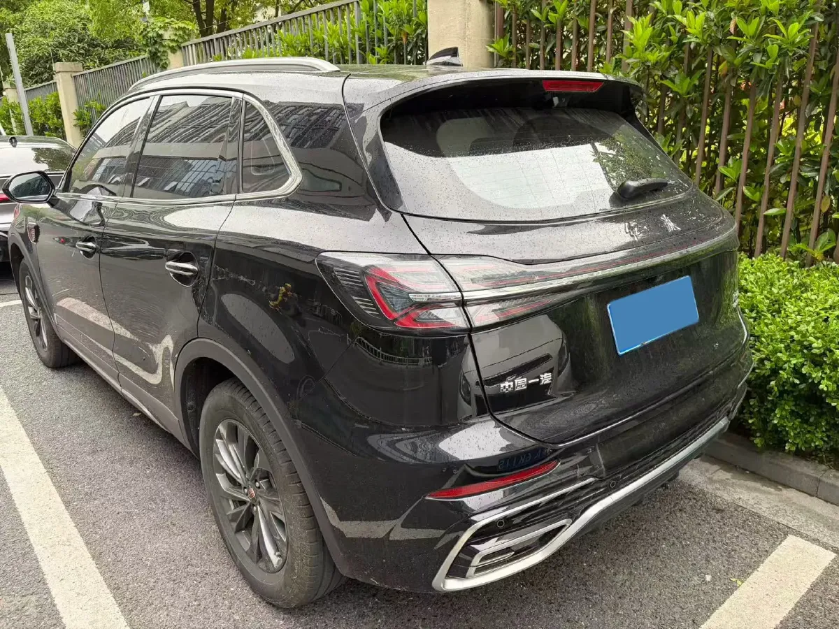 2025 HongQi HS5 2.0T 252HP L4 8AT,autocango,china used car exporter,china ev exporter,chinese used car exporter,chinese used ev exporter