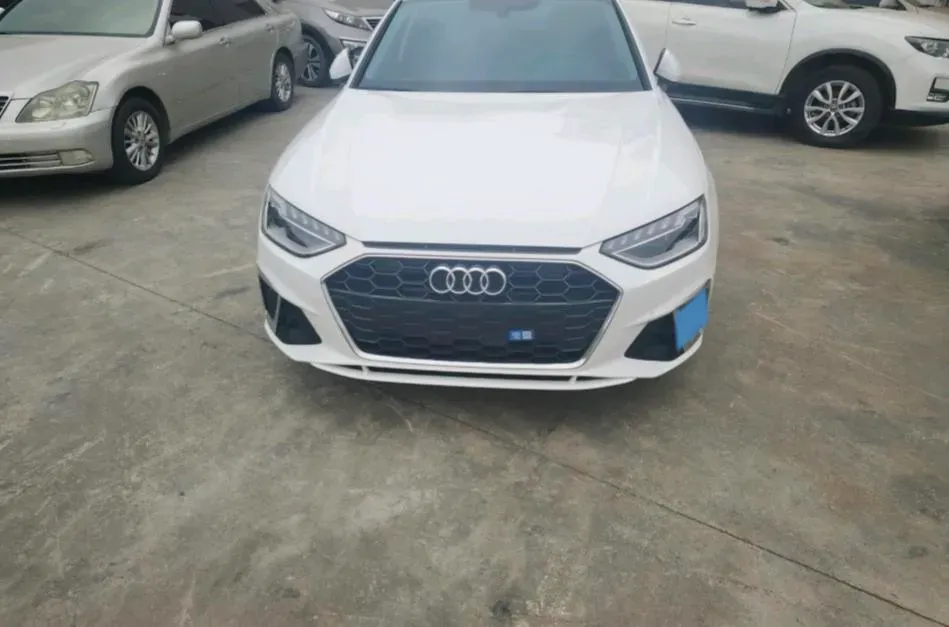 2024 Audi A4L 2.0T 190HP L4 7DCT,autocango,china used car exporter,china ev exporter,chinese used car exporter,chinese used ev exporter