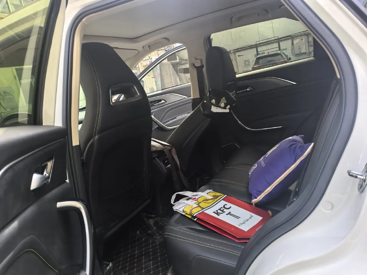 2020 Bestune T77 1.5T 169HP L4 7DCT,autocango,china used car exporter,china ev exporter,chinese used car exporter,chinese used ev exporter