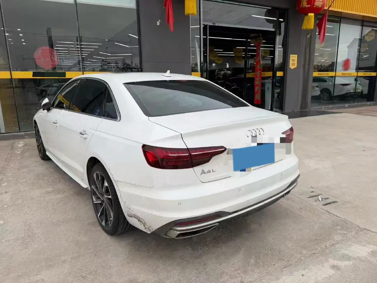 2020 Audi A4L 2.0T 190HP L4 7DCT,autocango,china used car exporter,china ev exporter,chinese used car exporter,chinese used ev exporter