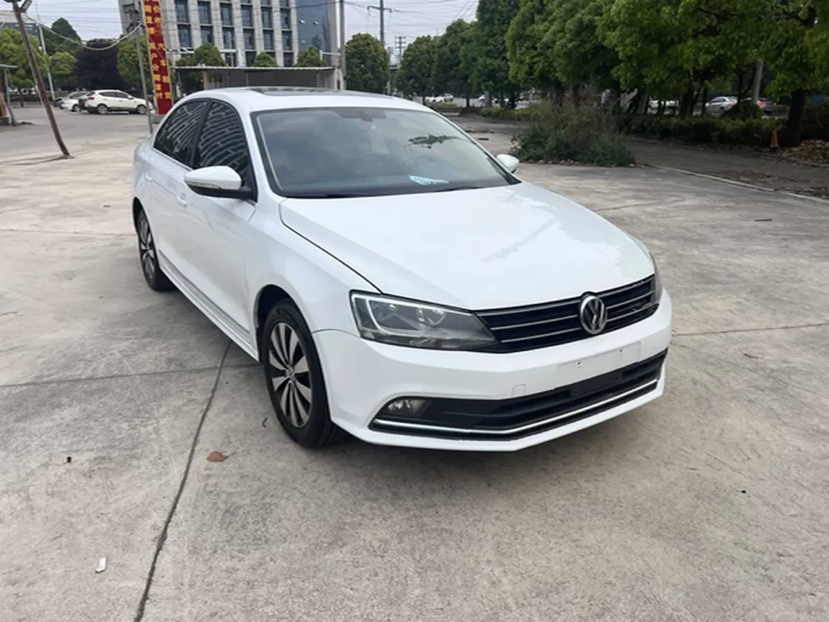 2017 Volkswagen Sagitar 1.6L 110HP L4 5MT,autocango,china used car exporter,china ev exporter,chinese used car exporter,chinese used ev exporter