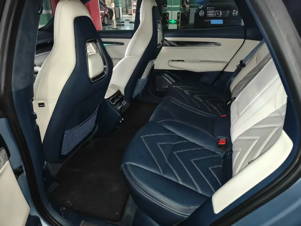 2021 Zeekr 001 BEV 100KWH,autocango,china used car exporter,china ev exporter,chinese used car exporter,chinese used ev exporter