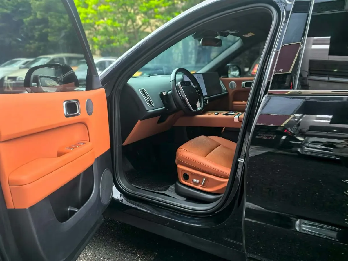 2024 Li L6 Range Extended 154HP L4 REEV 36.8KWH,autocango,china used car exporter,china ev exporter,chinese used car exporter,chinese used ev exporter