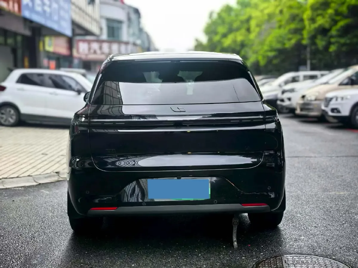 2024 Li L6 Range Extended 154HP L4 REEV 36.8KWH,autocango,china used car exporter,china ev exporter,chinese used car exporter,chinese used ev exporter