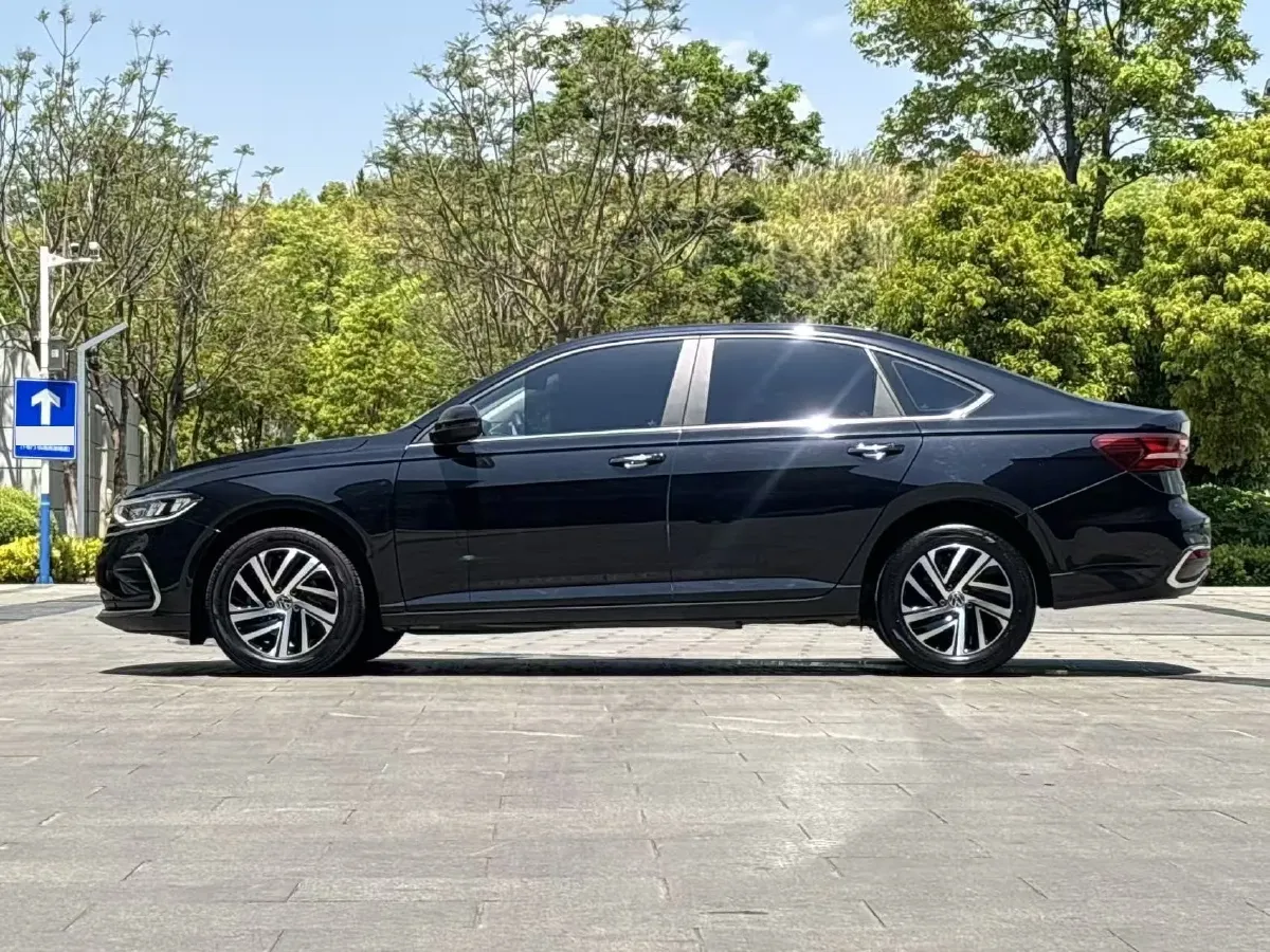 2023 Volkswagen Lavida 1.5T 160HP L4 7DCT,autocango,china used car exporter,china ev exporter,chinese used car exporter,chinese used ev exporter