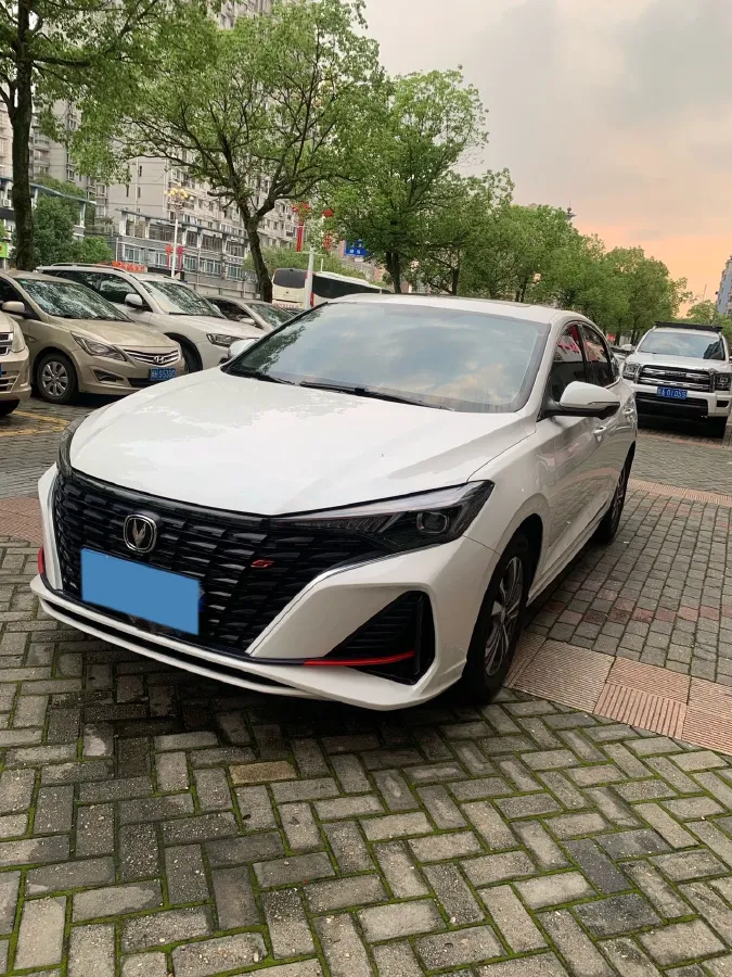 2022 ChangAn Eado 1.4T 160HP L4 7DCT,autocango,china used car exporter,china ev exporter,chinese used car exporter,chinese used ev exporter