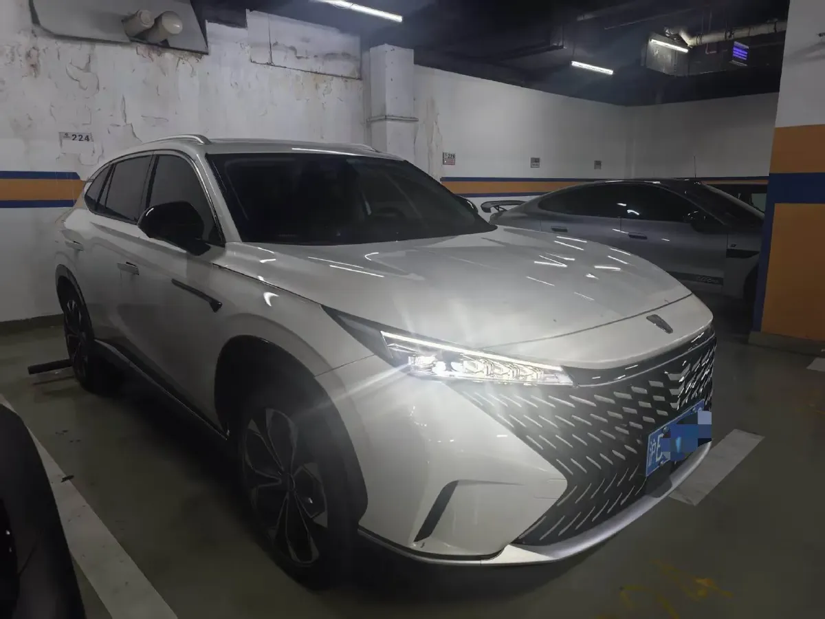 2023 Roewe RX5 1.5T 188HP L4 7DCT,autocango,china used car exporter,china ev exporter,chinese used car exporter,chinese used ev exporter