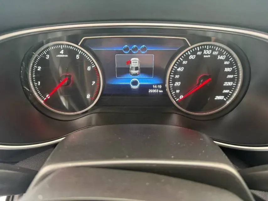 2020 HongQi H5 1.5T 169HP L4 7DCT,autocango,china used car exporter,china ev exporter,chinese used car exporter,chinese used ev exporter