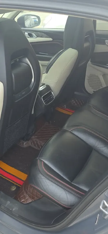 2018 Toyota C-HR 2.0L 171HP L4 CVT,autocango,china used car exporter,china ev exporter,chinese used car exporter,chinese used ev exporter