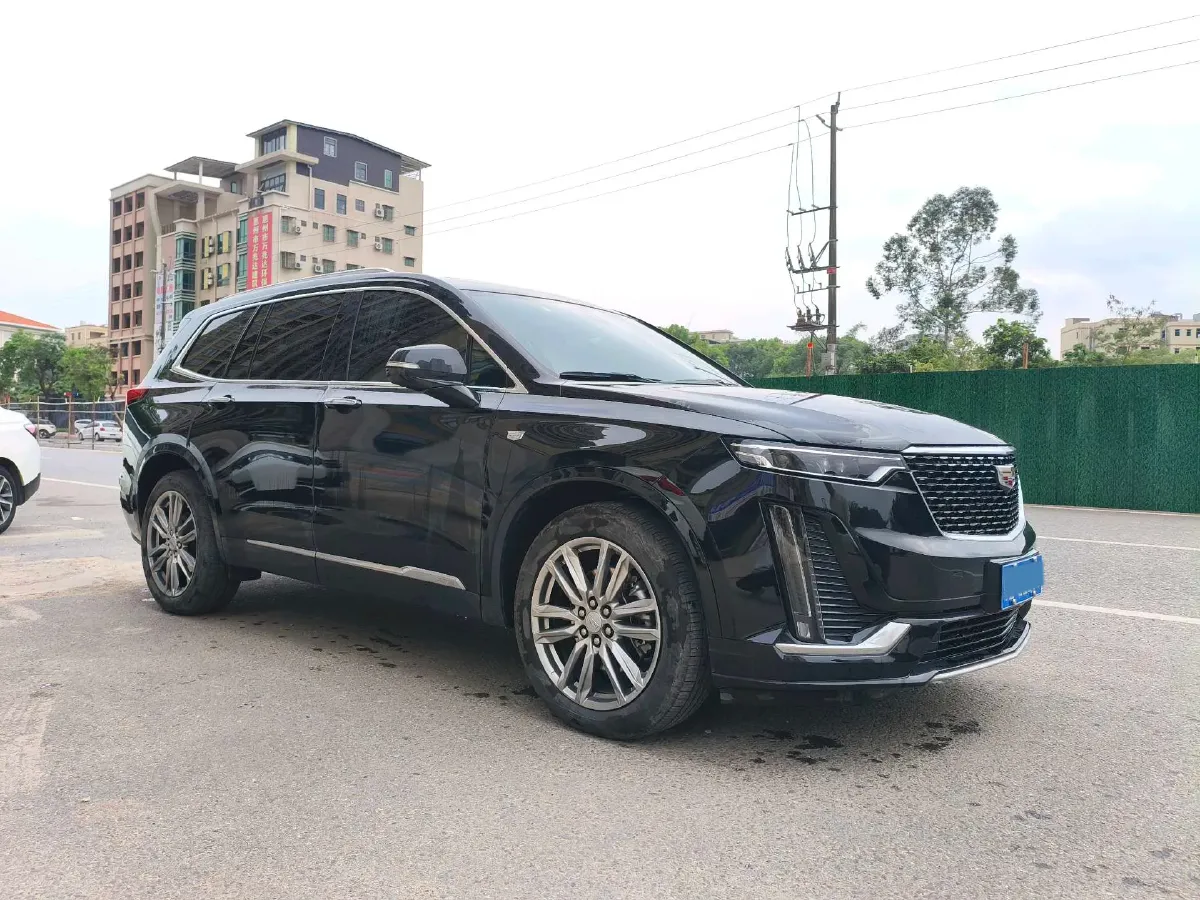 2022 Cadillac XT6 2.0T 237HP L4 9AT,autocango,china used car exporter,china ev exporter,chinese used car exporter,chinese used ev exporter