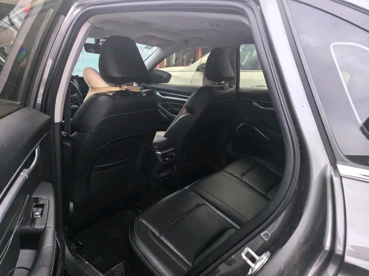 2022 Geely Emgrand 1.5L 114HP L4 CVT,autocango,china used car exporter,china ev exporter,chinese used car exporter,chinese used ev exporter