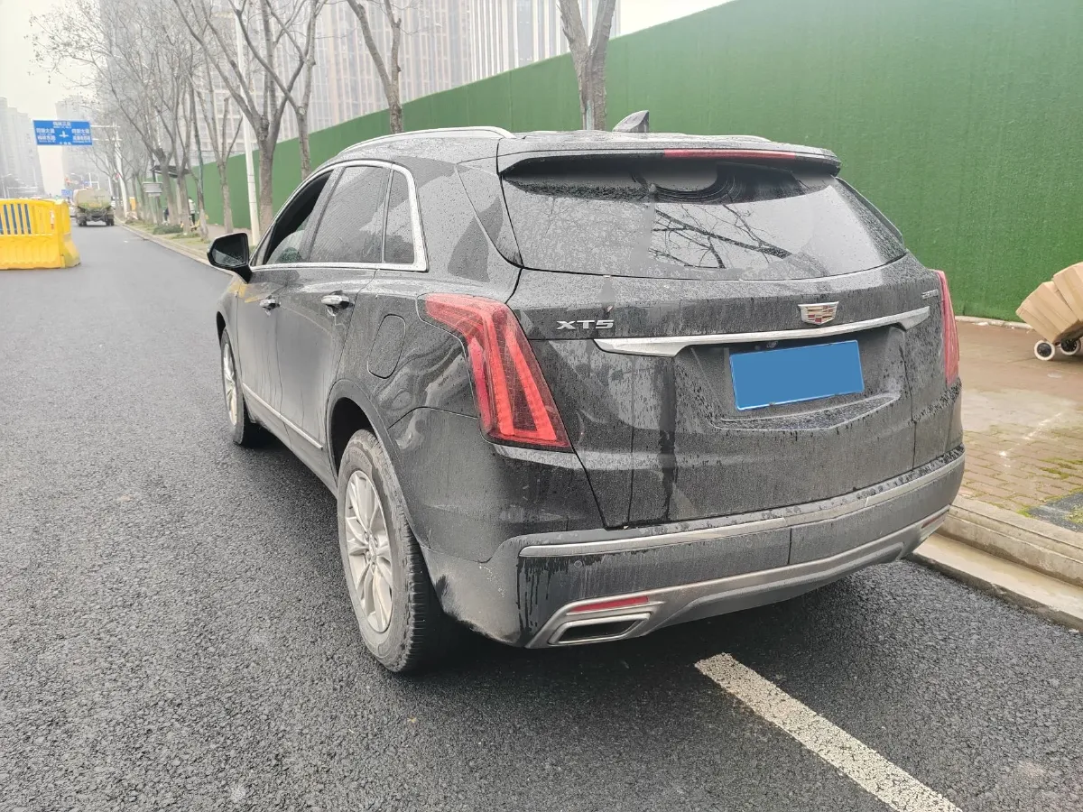 2021 Cadillac XT5 2.0T 237HP L4 9AT,autocango,china used car exporter,china ev exporter,chinese used car exporter,chinese used ev exporter