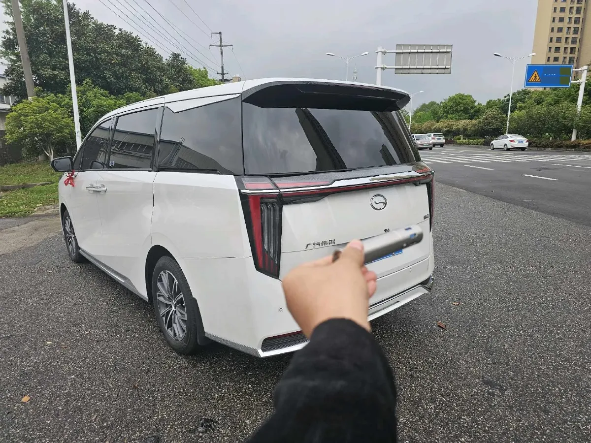 2024 GAC Trumpchi M8 2.0T 252HP L4 8AT,autocango,china used car exporter,china ev exporter,chinese used car exporter,chinese used ev exporter