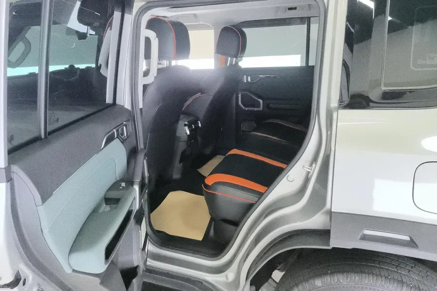 2023 Jetour Traveller 1.5T 184HP L4 7DCT,autocango,china used car exporter,china ev exporter,chinese used car exporter,chinese used ev exporter