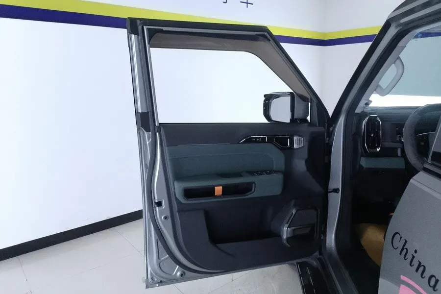 2023 Jetour Traveller 1.5T 184HP L4 7DCT,autocango,china used car exporter,china ev exporter,chinese used car exporter,chinese used ev exporter