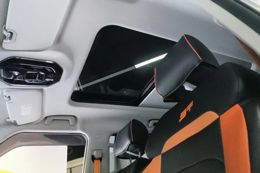 2023 Jetour Traveller 1.5T 184HP L4 7DCT,autocango,china used car exporter,china ev exporter,chinese used car exporter,chinese used ev exporter